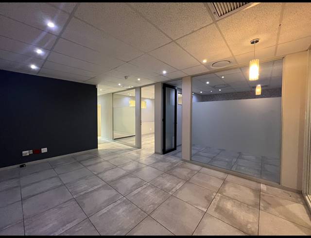 134M² OFFICE TO LET IN DUNKELD